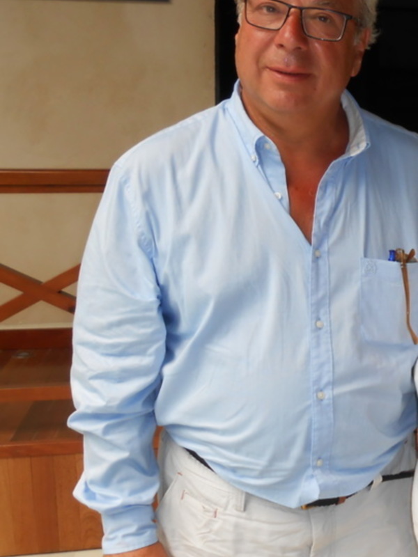 Fernando Orgambides publica la biografía de Manuel Rodríguez Piñero