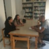 La Delegada de Cultura se compromete con un grupo de jóvenes a ampliar el horario de la Biblioteca(Chipiona)