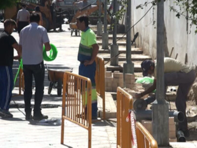 Caepionis comienza la reparación del acerado de la localidad(Chipiona) 