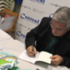 Sebastián Tirado hace realidad su último proyecto literario, un libro de cuentos