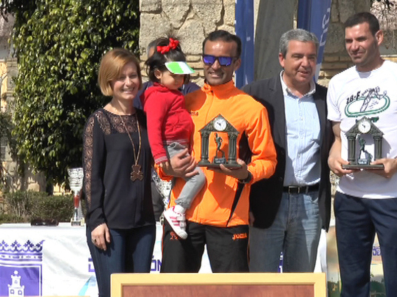 Alfredo Sánchez logra que después de treinta años un chipionero vuelva a imponerse en la Carrera Popular 28 F