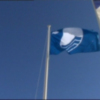 El Ayuntamiento de Chipiona recoge las Banderas Azules de todo su litoral desde Puerto Chipiona hasta La Ballena