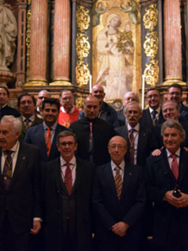 Sevilla.  Nombrado Comendador de la Orden de Caballero de los Santos Inocentes al Dr. Carlos Gálvez Martínez.