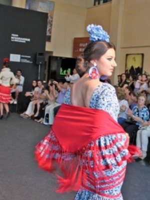 El comercio local se vuelca en la tercera edición de La Rinconada Moda Flamenca