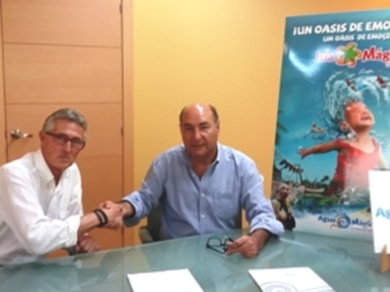 Renovación del acuerdo con Isla Mágica. El 2 de julio, 'Día de la Prensa' en el Parque Temático