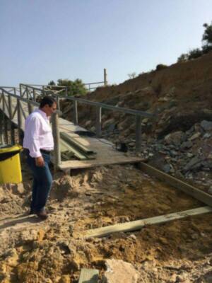 Demarcación de Costas atiende la petición municipal de reparar las pasarelas de madera de las playas de Costa Ballena Chipiona y Montijo