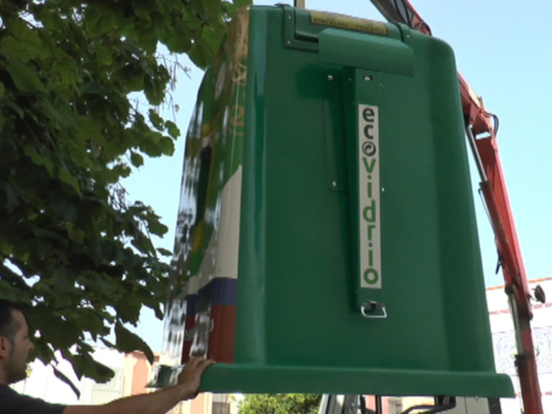 Ecovidrio aumenta por segundo verano el número de contenedores adaptados para uso de la hostelería