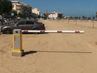 Imprevisión del PP para la instalación de los aparcamientos de “El muelle”.