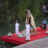 El Carmen del puente de Triana paseó por su río y por su barrio trianero.