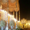 La Virgen de La Paz Coronada cruza el Parque de María Luisa para volver a su casa.