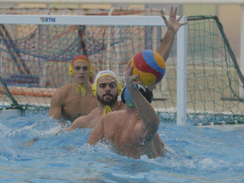 Las defensas marcan el derbi sevillano de Primera Nacional de waterpolo