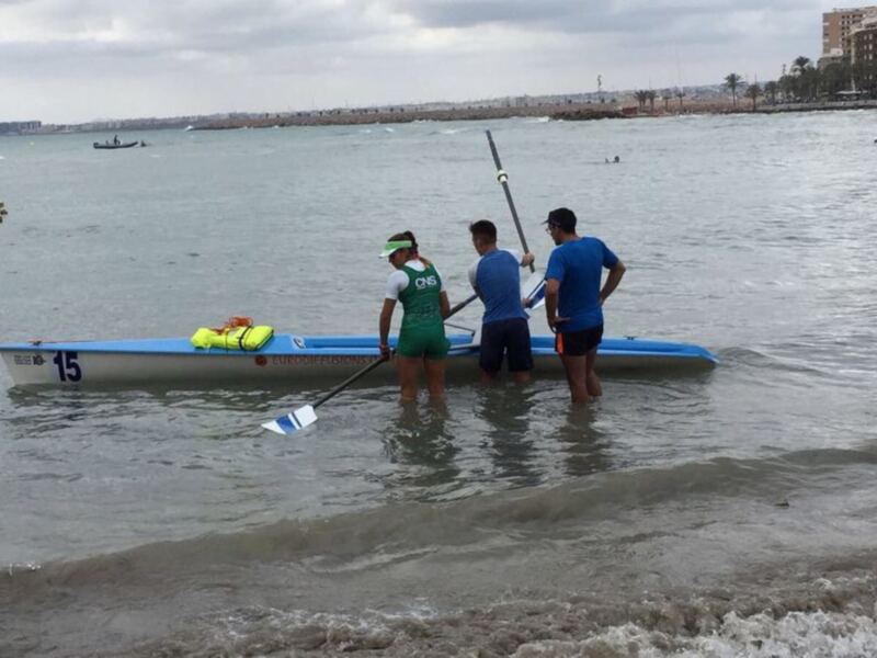 Subtítulo para el Club Náutico en el Open Internacional Ciudad de Torrevieja de remo de mar