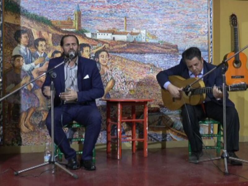 El Día del flamenco en Andalucía deja en Chipiona el magnífico recital de El Wilo del Puerto y Manuel Campos 'Acero y Pureza'