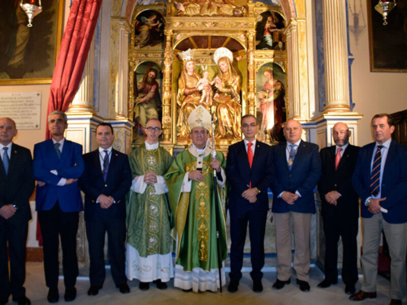 Inauguración y bendición  de un retablo del XVI en la parroquia de Alcalá del Río.