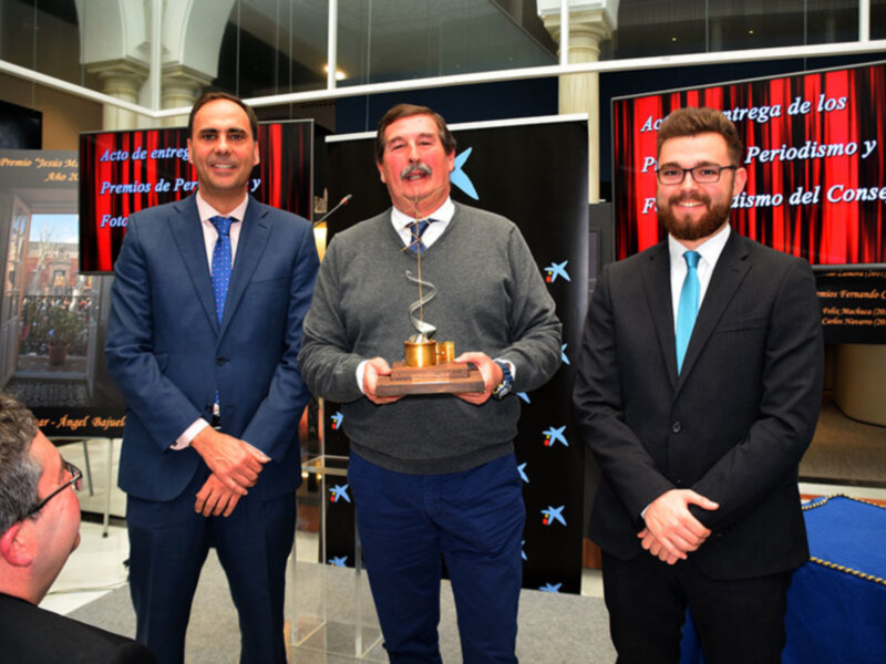 Acto de entrega de la segunda edición del Premio Periodístico Fernando Carrasco y el Fotoperiodismo Jesús Martín Cartaya.