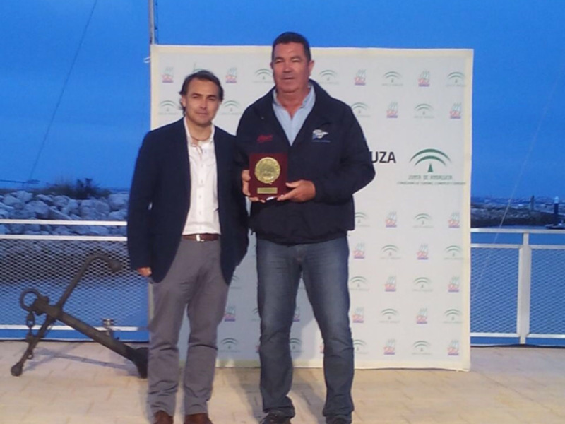 Eduardo Bueno recibirá el sábado un reconocimiento de la Federación andaluza de vela