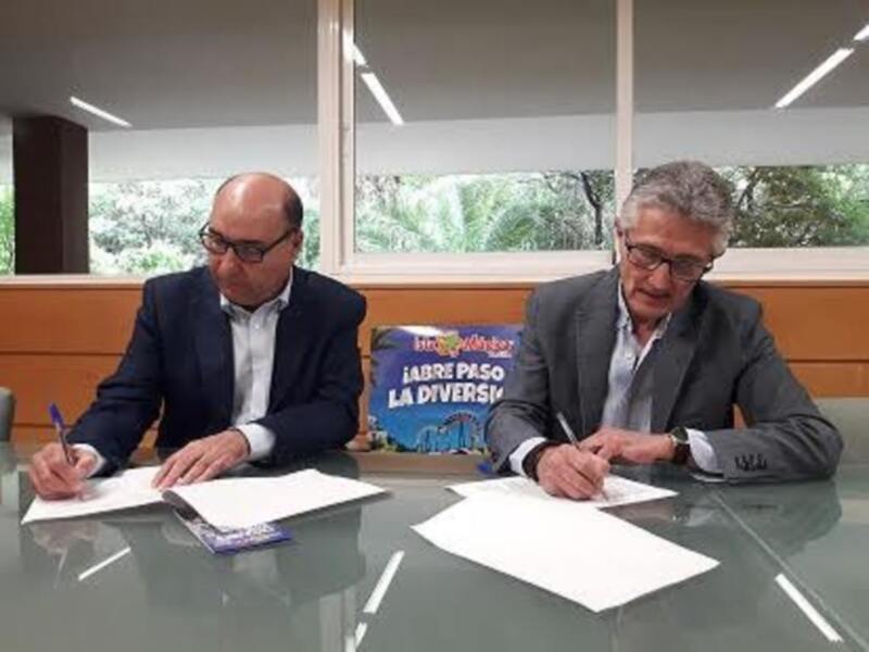 Renovación del acuerdo con Isla Mágica. El 1 de julio, 'Día de la Prensa' en el parque temático