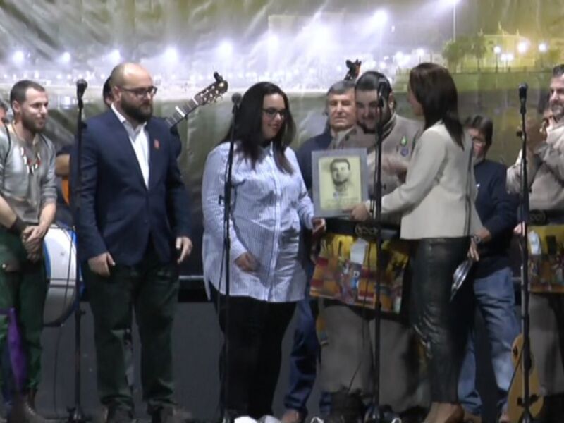 Chipiona recupera con éxito sus recordadas noches del Cine Principal con un acto que lleva desde ahora el nombre de Rafael El Camarón