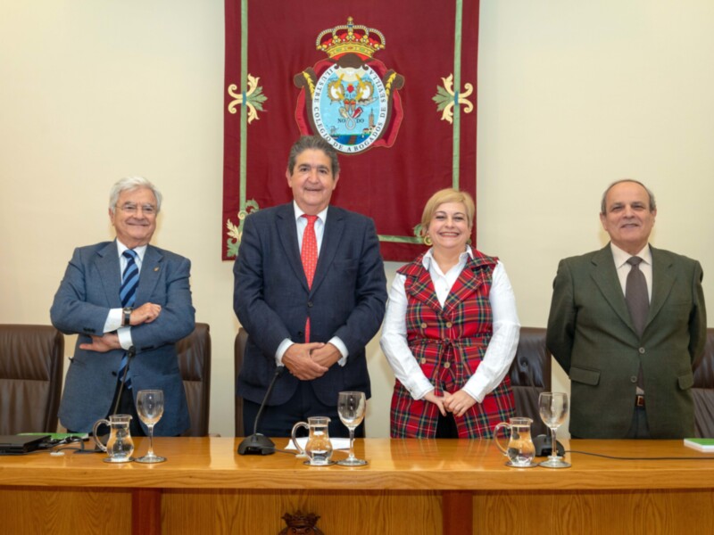 Presentación en el Colegio de Abogados  de una Guía Practica Procesal Penal