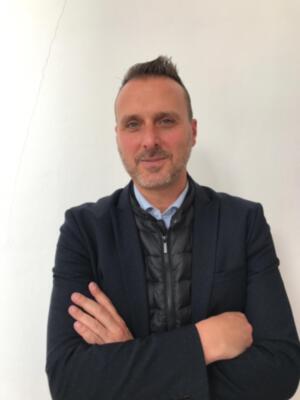 Javier Díaz asegura que el Ayuntamiento velará por el cumplimiento de la normativa en la ocupación de vía pública de todos los quioscos