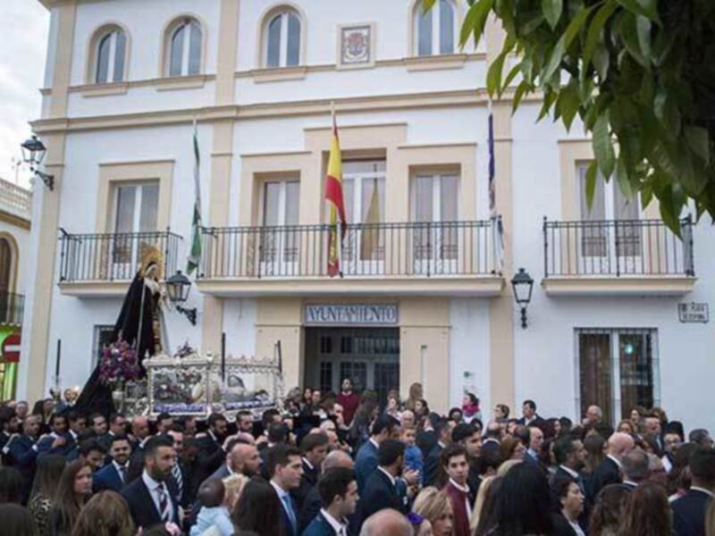 Traslado extraordinario de los titulares de la Hermandad de la Soledad de Alcalá del Río