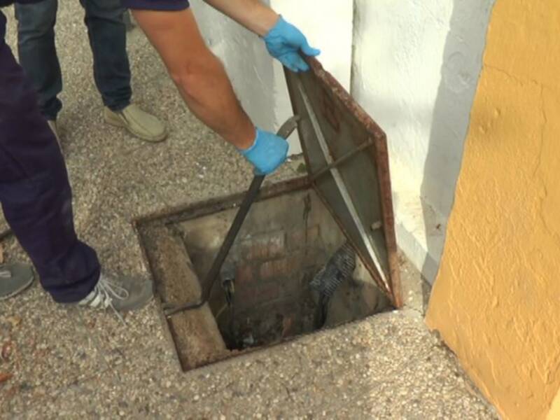 El Ayuntamiento de Chipiona aprovecha las vacaciones de Semana Santa para la fumigación en centros escolares públicos