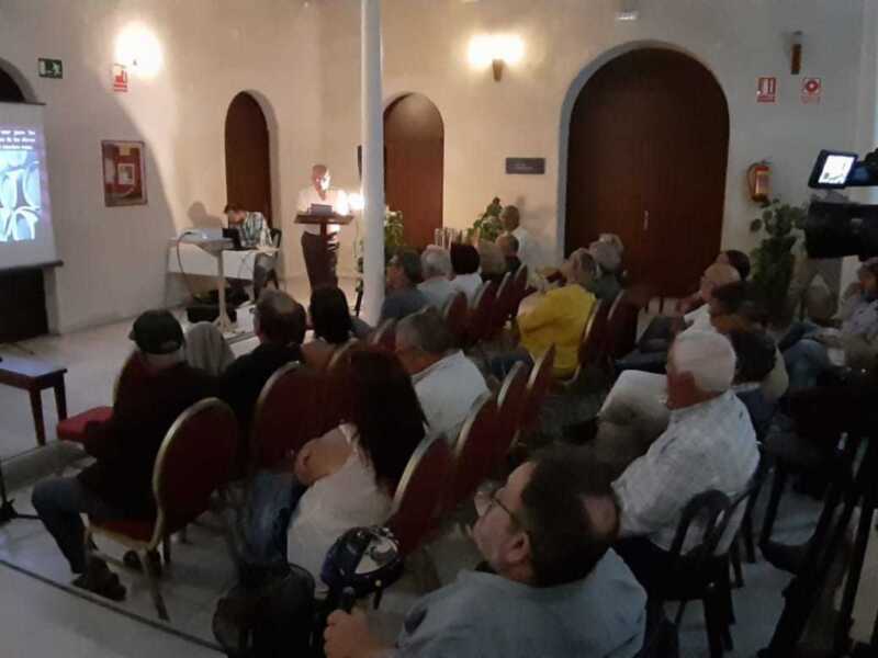 Una interesante conferencia de Juan Luis Naval acerca la historia del antiguo ferrocarril de Chipiona