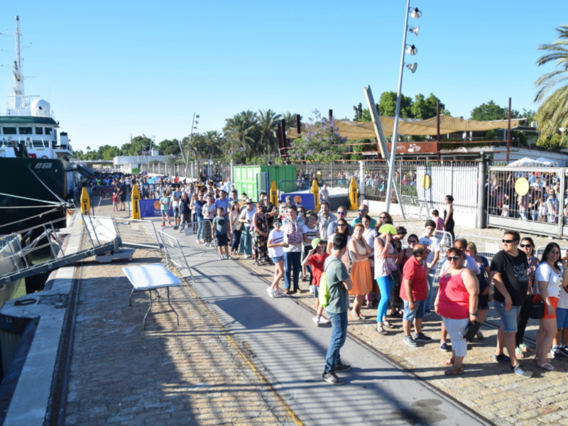 Puertas abiertas para visitar los Buques de la Armada con motivo del Día de las fuerzas Armadas.