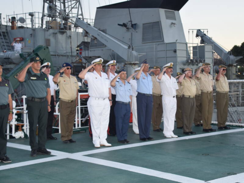 Jornada de puertas abiertas para visitar los Buques de la Armada por el Día de las Fuerzas Armadas.