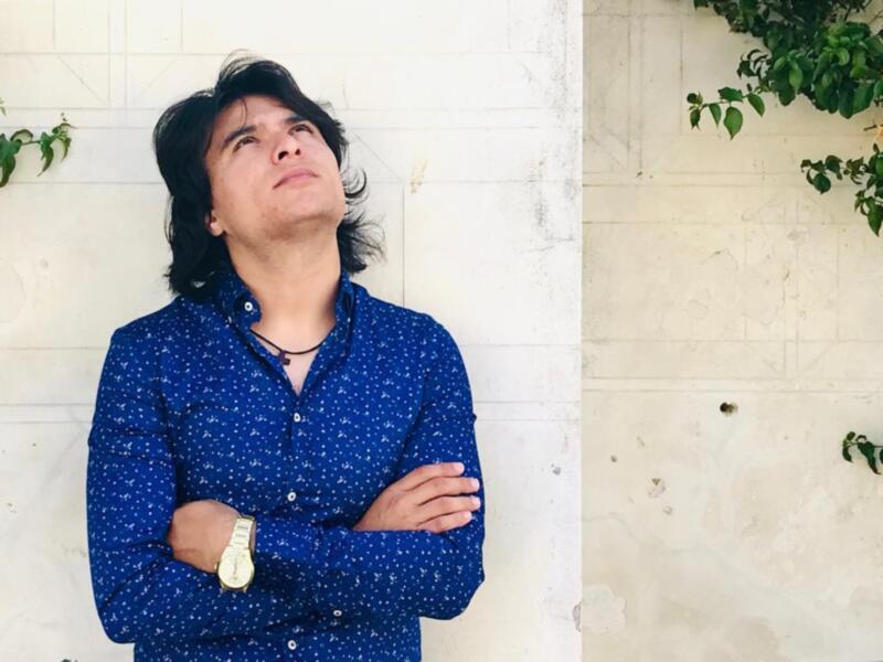 Samuel Serrano presentará hoy viernes Aguila Real, el cuarto videoclip de su disco Dos Caminos