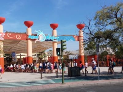 Isla Mágica recibe miles de visitantes cada día.