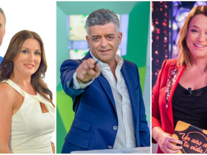 Tres personas sonrientes en un escenario de televisión. La izquierda muestra a una mujer con vestido blanco y cabello largo. El centro es un hombre en chaqueta azul, apuntando hacia la cámara. La derecha muestra a una mujer con cabello largo y rojo, sonriendo mientras sostiene un libro.