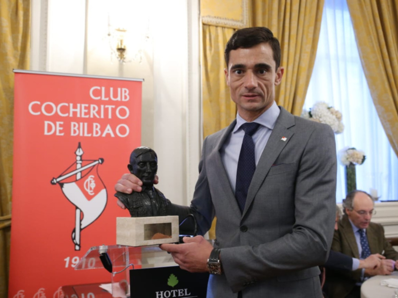 Paco Ureña ha sido el protagonista este fin de semana en Bilbao al recibir el homenaje anual del Club Cocherito de Bilbao.