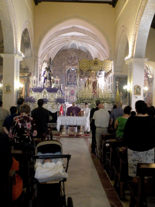 La Parroquia Ilipense transmite la Santa Misa de la Hermandad del Nazareno de Alcalá del Río.