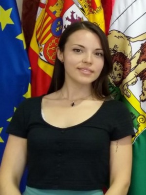 Rosa Naval realiza un llamamiento a los jóvenes para que no dejen de cumplir las medidas preventivas ante la pandemia