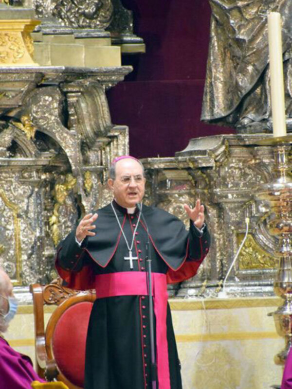 El Arzobispado de Sevilla ha redactado una serie de indicaciones  a las hermandades y cofradías de hispalense