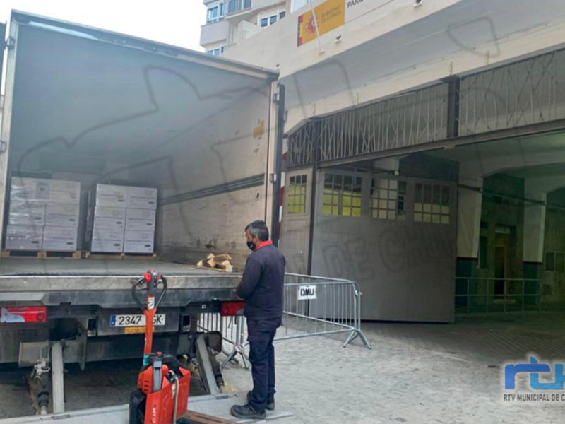 El Ayuntamiento de Chipiona recibirá 27.801 mascarillas de un nuevo reparto del Gobierno entre municipios y colectivos vulnerables de la provincia