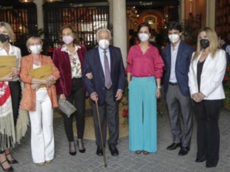 La danza de los sentidos’, el retrato de una tarde de toros en La Maestranza y El Arenal