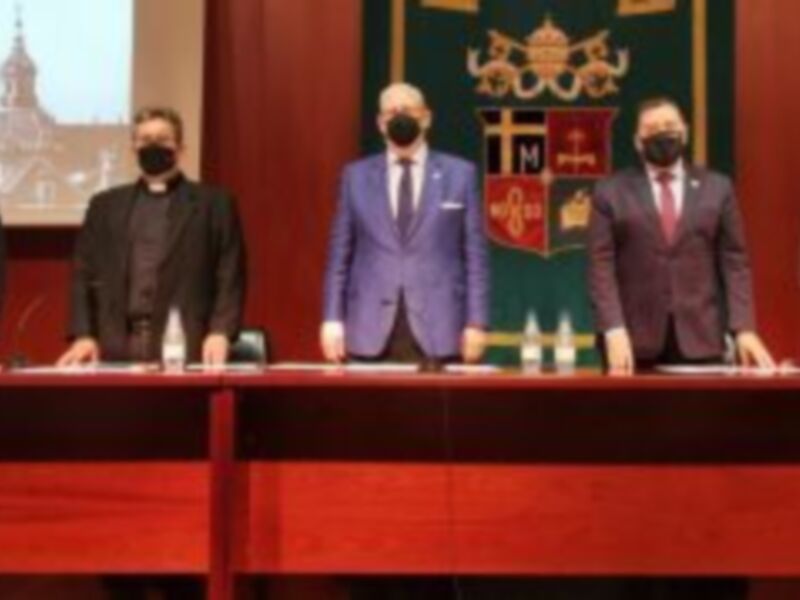 El Consejo de Cofradías de Sevilla aprueba unas cuentas con beneficios gracias al programa cultural