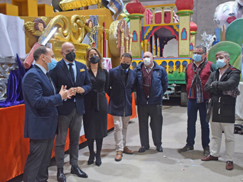 El Gremio de Arte Sacro hispalense presenta su carroza para la Cabalgata de Reyes Mago de Sevilla