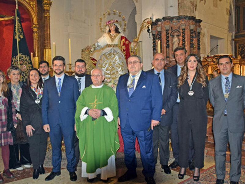 Acto protocolario de toma de posesión de la nueva junta de la Pastora de San Antonio