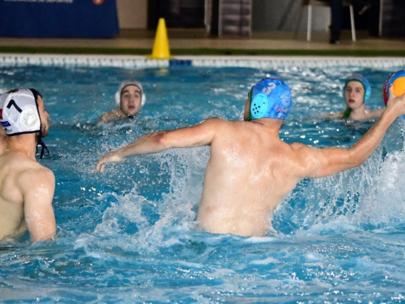 El C.W. Dos Hermanas PQS cumple con un triunfo insuficiente en la categoría de bronce masculina