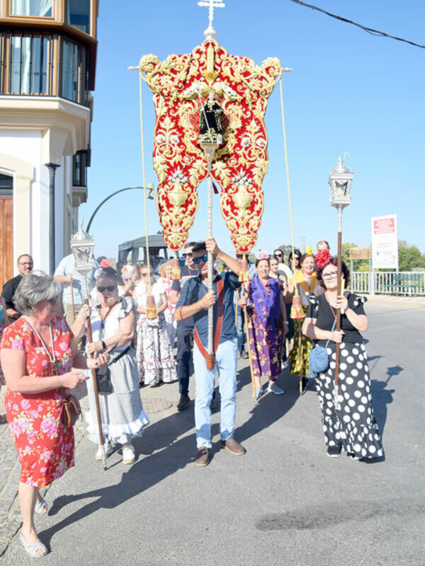 Alcalá del Río recibió la peregrinación de la Romería de San Benito Abad