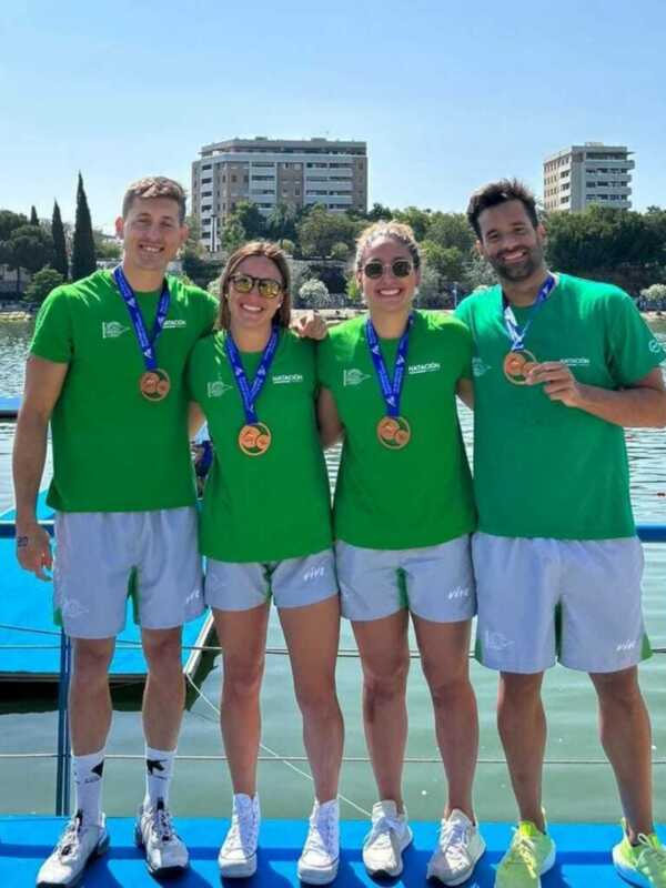 El Náutico hace historia en los Campeonatos de España y Andalucía de natación en aguas abiertas