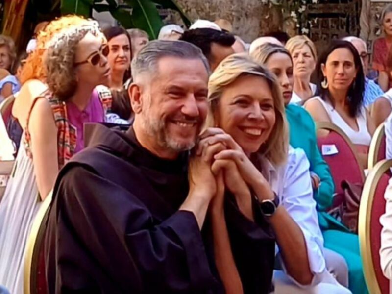 La Corporación chipionera ha tomado conocimiento del expediente para hacer Hijos Adoptivos de Chipiona a fray Juan José Rodríguez y Marina Bernal 