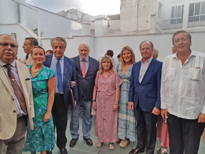 Ibercaja apuesta por la cultura de la mano del Ateneo de Triana con la celebración de las conferencias “encuentro en Sevilla”