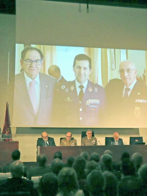 Los Centros de Historia y Cultura Militar dependen funcionalmente del Instituto de Historia y Cultura Militar en Sevilla