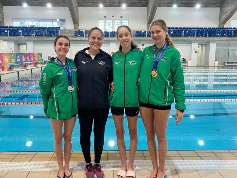 El Club Natación Sincro Sevilla brilla con la selección andaluza 