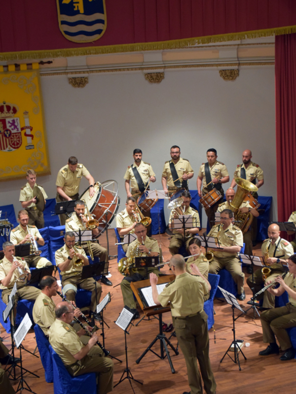 La Antigua Soria 9 dío un concierto por la II Convención Nacional de Amigos de la Historia Militar en Sevilla 