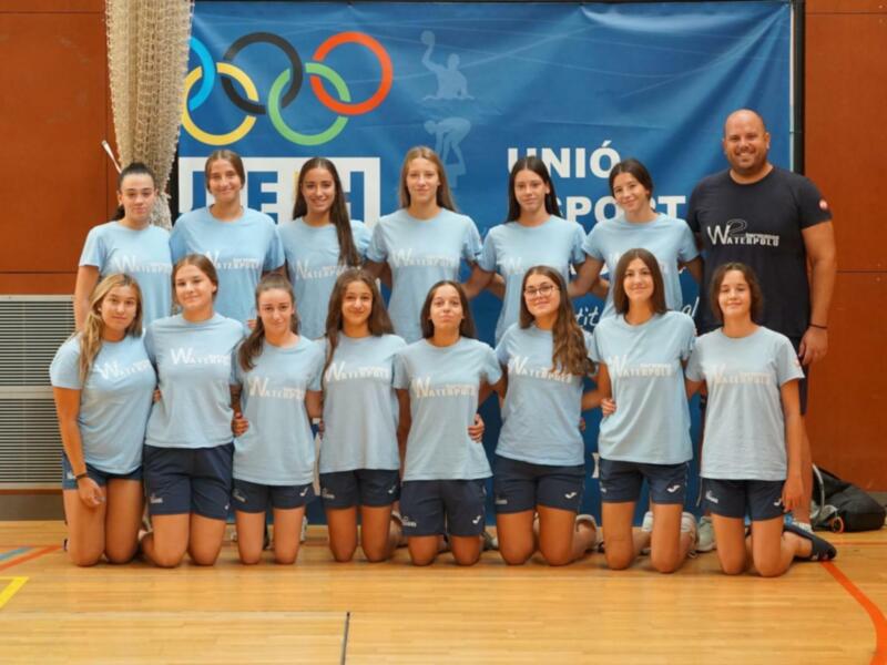 El Club Waterpolo Dos Hermanas PQS se abona a la antesala de la lucha por el podio en el Campeonato de España cadete femenino